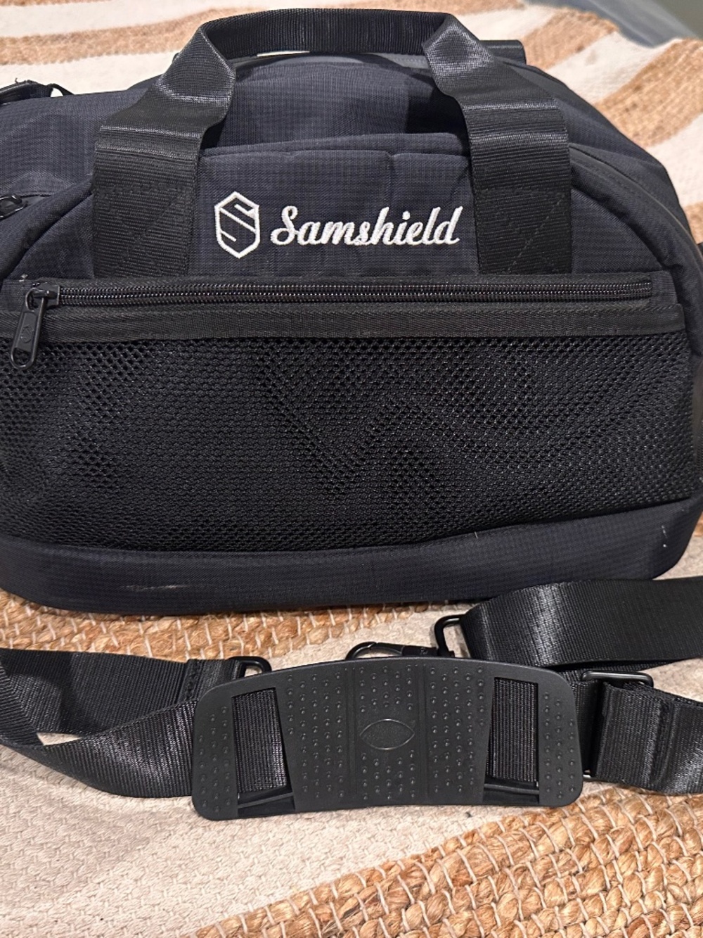 Samshield Equestrian Helmet Bag with Shoulder Strap- Black